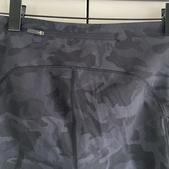 Lululemon Speed Up Crop *21” - Picture 14 of 15